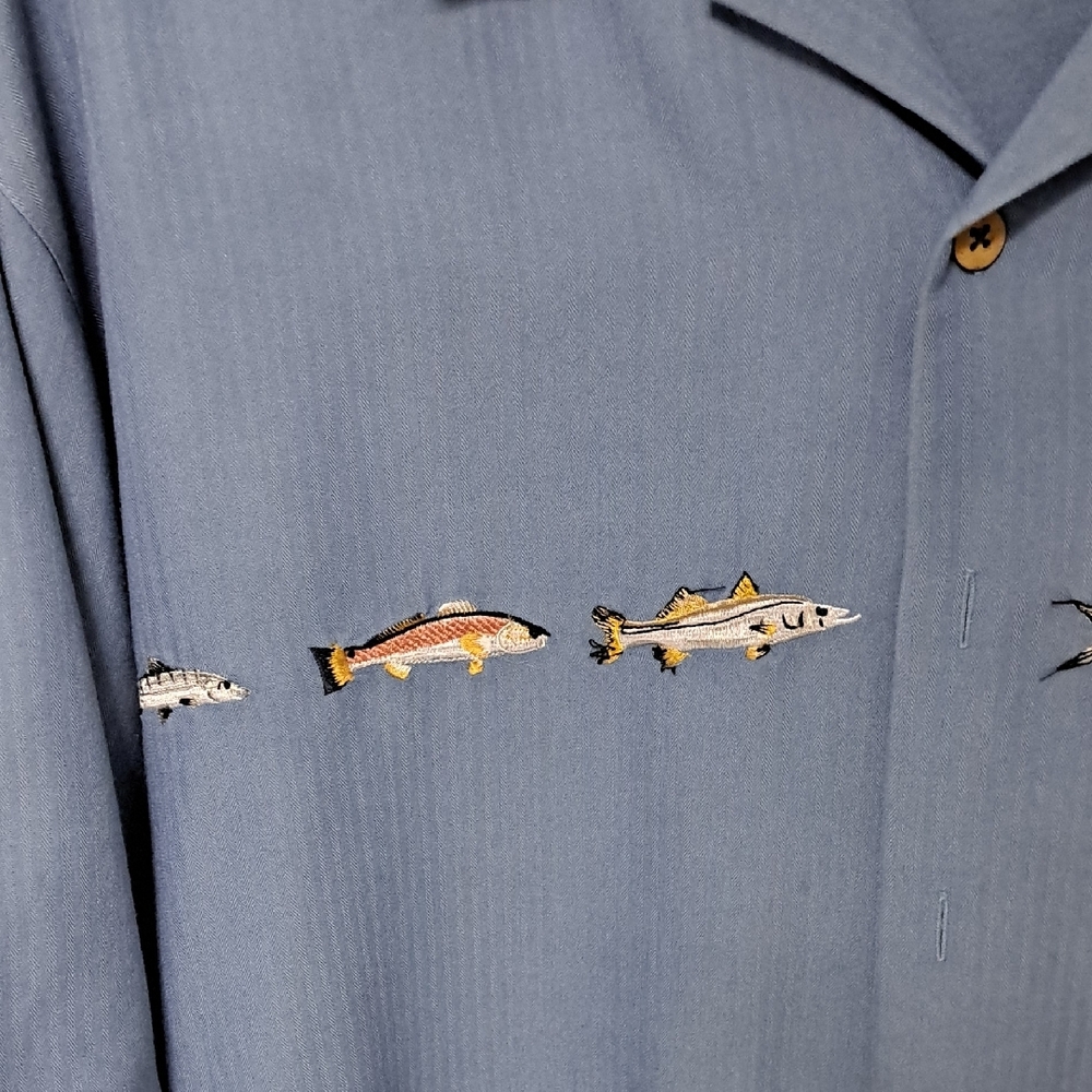 Hook & Tackle Men's Blue Fish Pattern Shirt - Picture 4 of 4